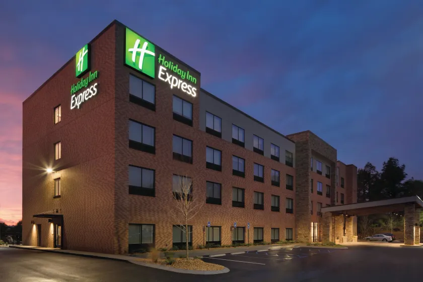 Holiday Inn Express Atlanta SW - Newnan by IHG - Image 1