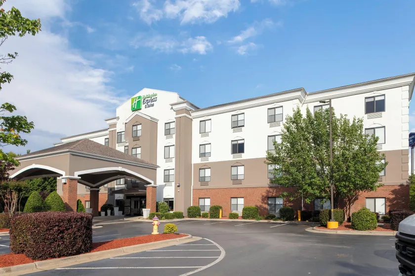 Holiday Inn Express & Suites Roanoke Rapids by IHG - Image 1