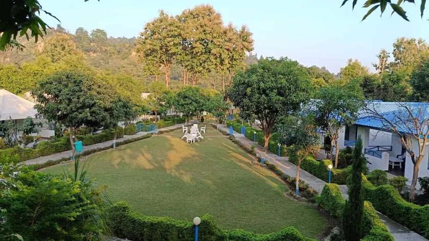 BENTO CORBETT WOODS RESORT - Image 1