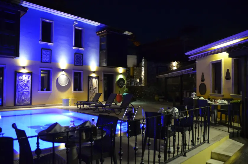 Ayasoluk Hotel & Restaurant - Image 1