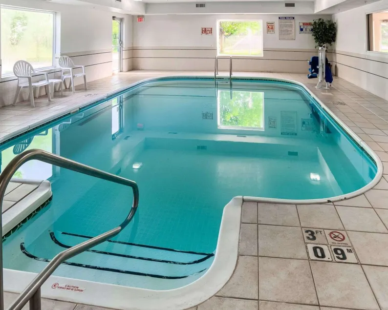 Quality Inn near Northtown Mall & National Sports Center - Image 1