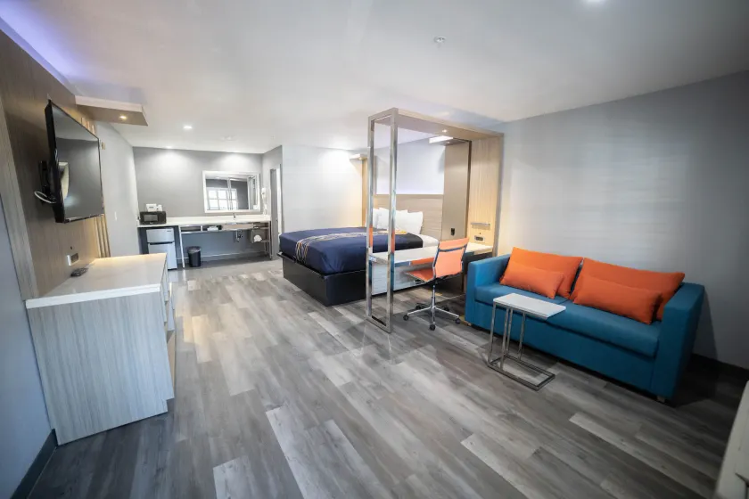 Travelodge by Wyndham Whittier - Image 1