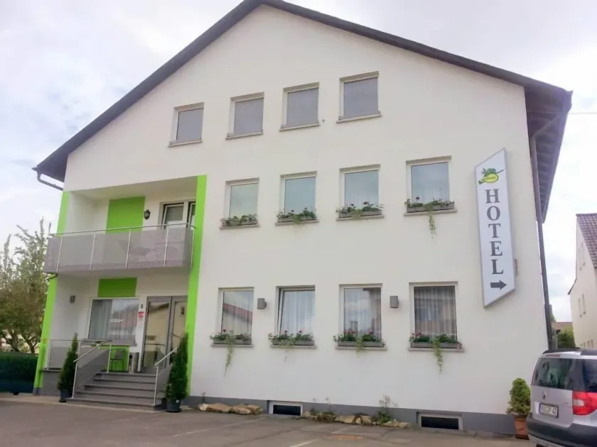 Hotel Garni Försterhof - Image 1