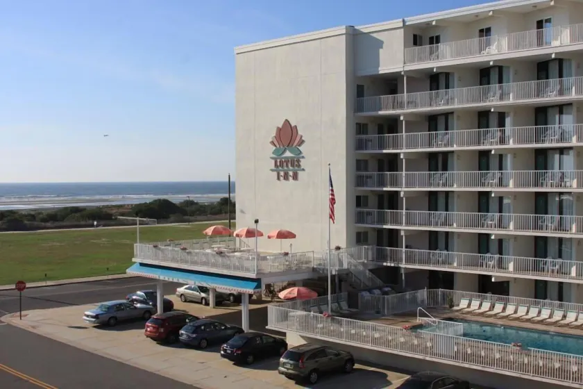 Lotus Inn - Image 1