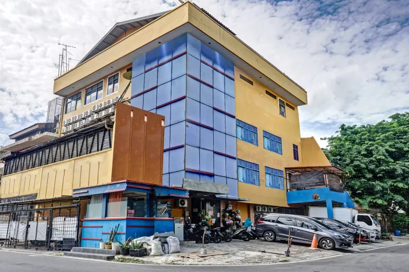 Hotel O Point Hostel - Image 1