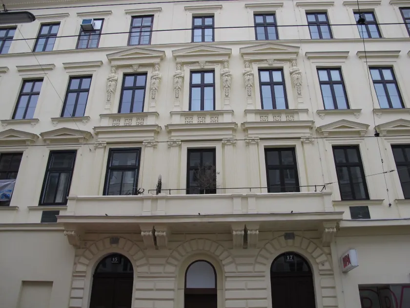 Central Vienna-Living - Image 1