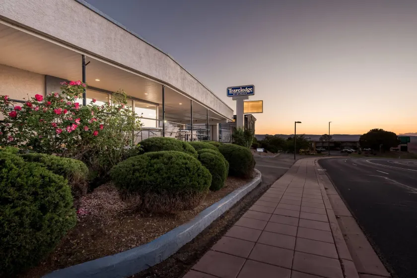 Travelodge by Wyndham Page, View of Lake Powell - Image 1