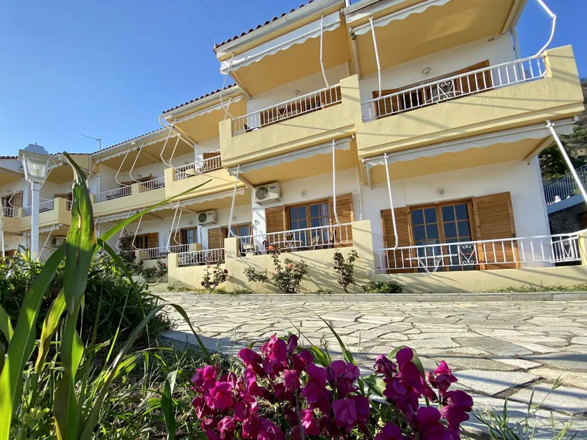 Armonia - Elegant Apartments - Image 1