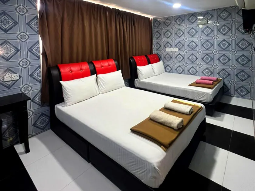 ARK HOTEL BATU CAVES - Image 1