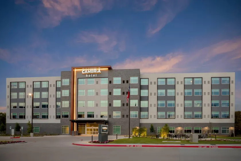Cambria Hotel Fort Worth - Medical Center - Image 1