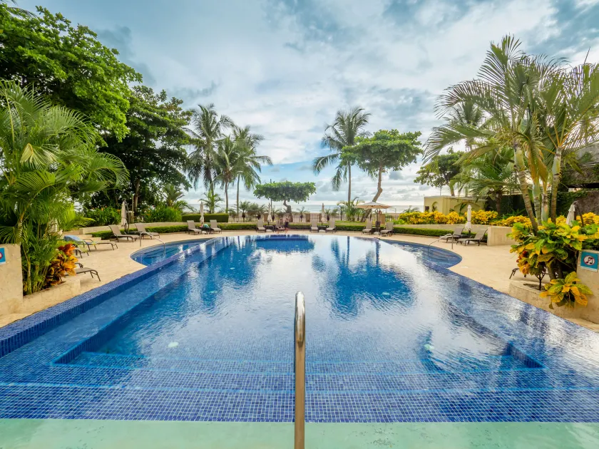 Acqua Residences 5 Star - Image 1