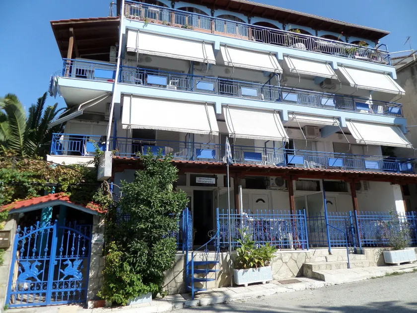 Artemis Studios & Apartments - Image 1