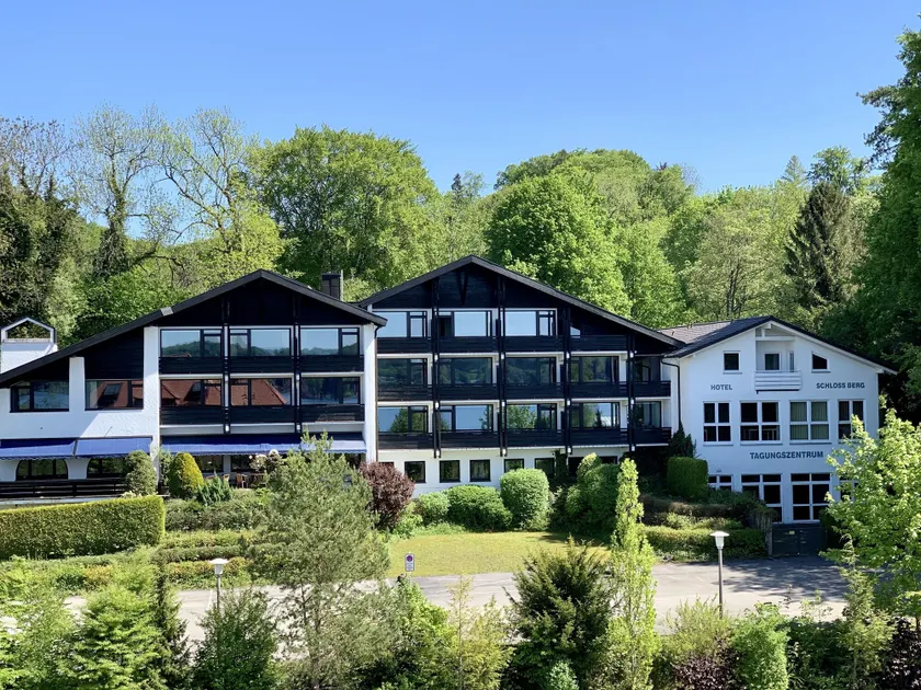 Hotel Schloss Berg - Image 1