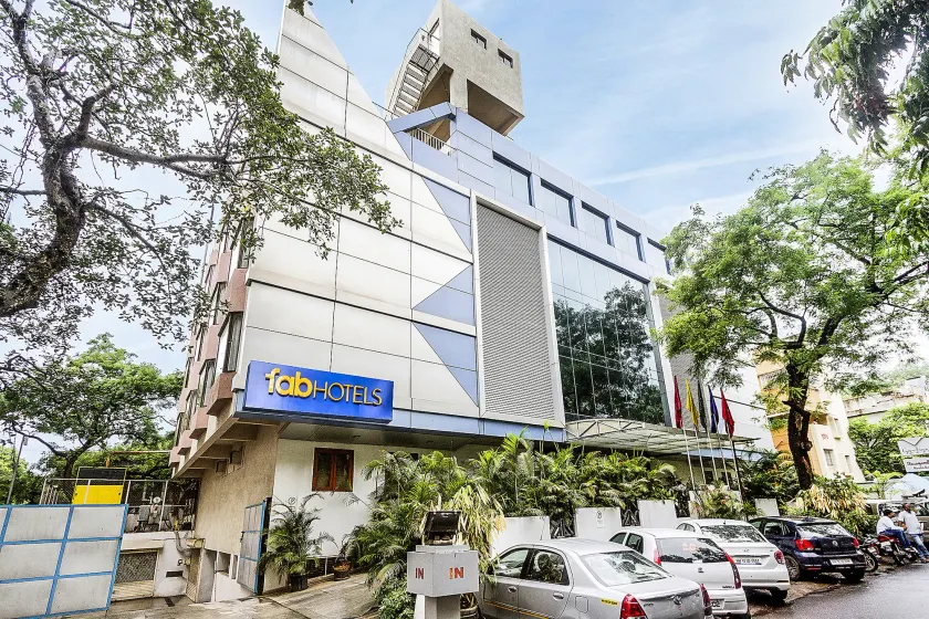 Hotel Gandharva Shivajinagar - Image 1