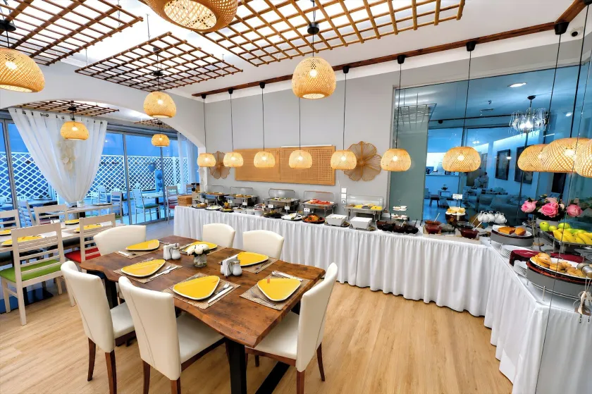 Thalia deco City & Beach Hotel - Image 1
