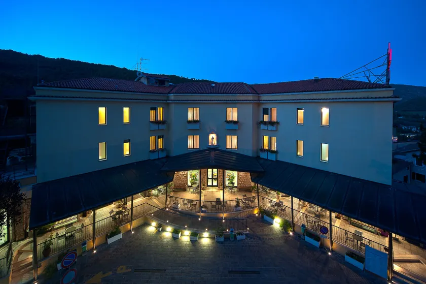 Hotel Delle Rose - Image 1