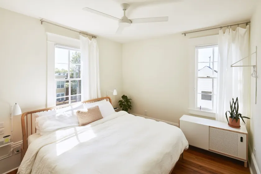 Guest House Raleigh- Adults Only - Image 1