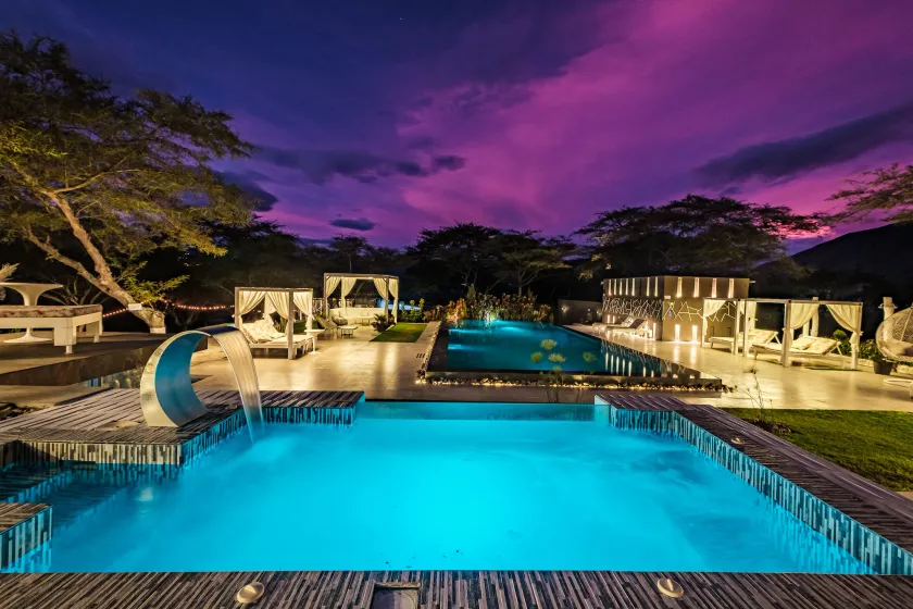 Tunas & Cabras Hotel - Image 1