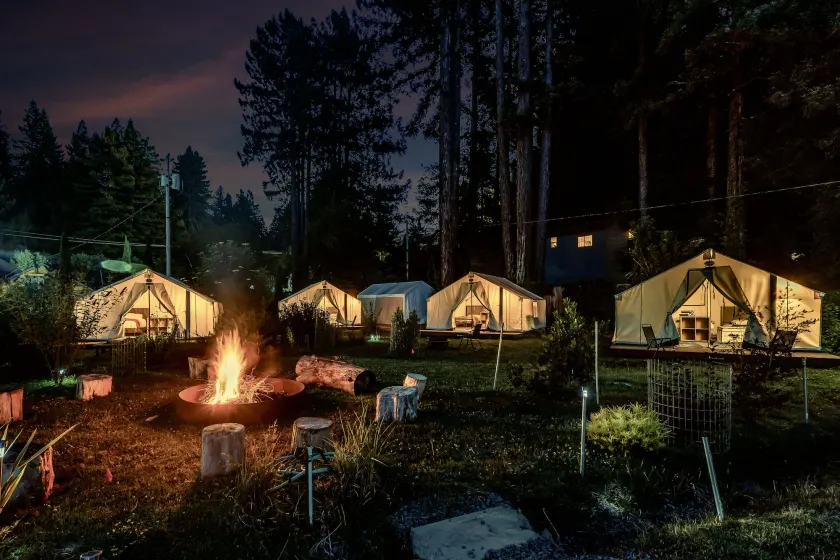Surrey Resort - Image 1