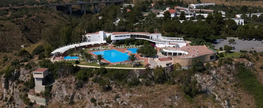 Hotel Torre Normanna - Image 1