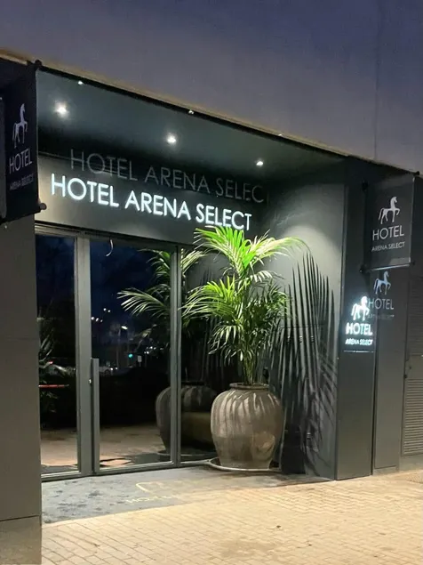 Hotel Arena Select - Image 1