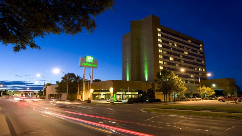 Holiday Inn Winnipeg-South by IHG - Image 1