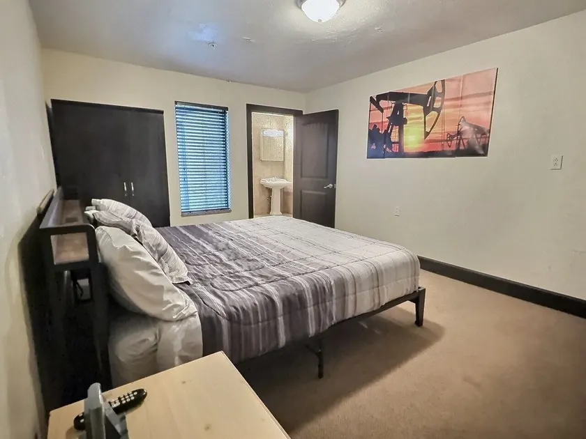 The Oasis Extended Stay - Image 1
