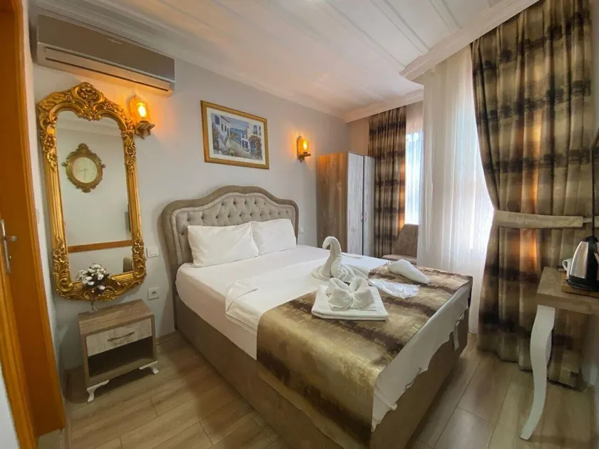 New Cherry Hotel - Image 1
