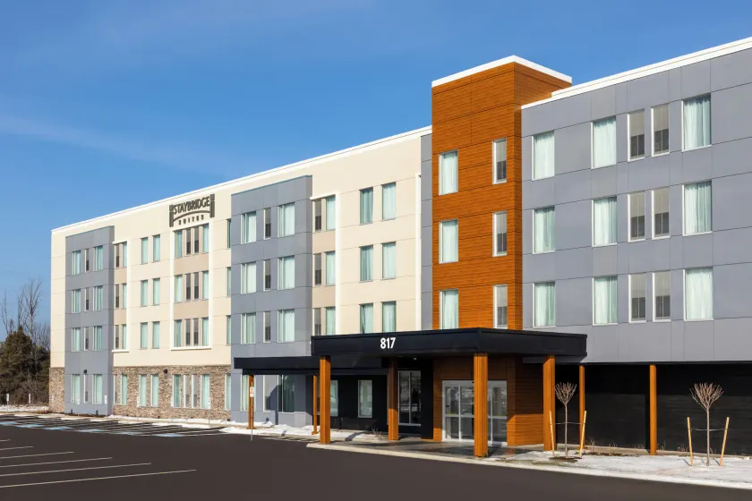 Staybridge Suites Kincardine Southeast - Image 1