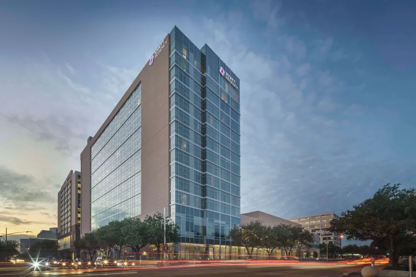 Hyatt Regency Houston Galleria - Image 1