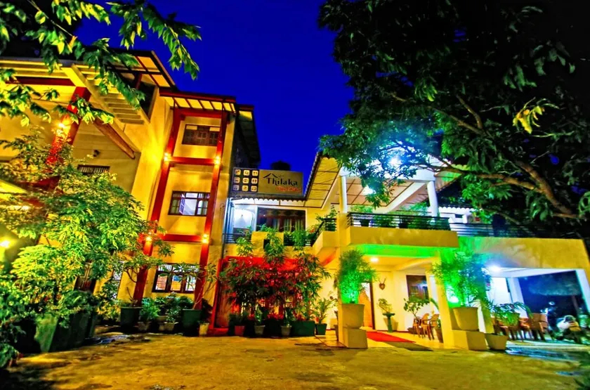Thilaka City Hotel - Image 1