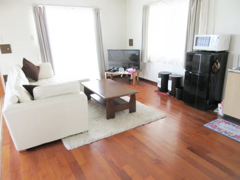 Okinawa Pension Minami - Image 1