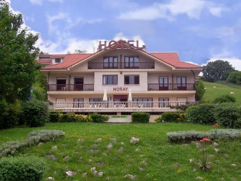 Hotel Noray - Image 1