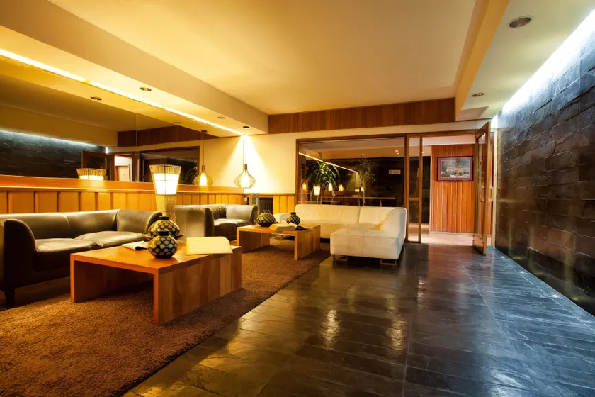Hotel Oceanic - Interior entrance
