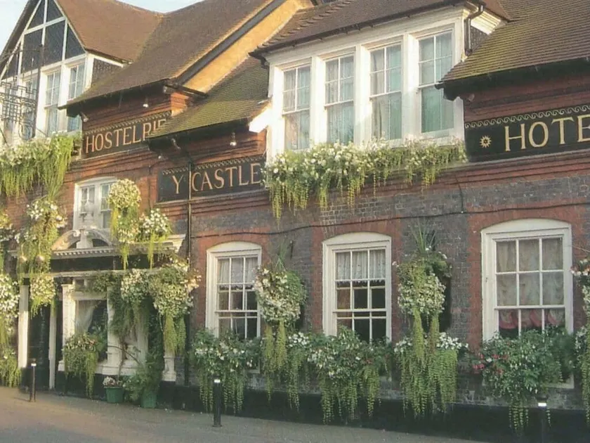 The Castle Inn Hotel - Image 1