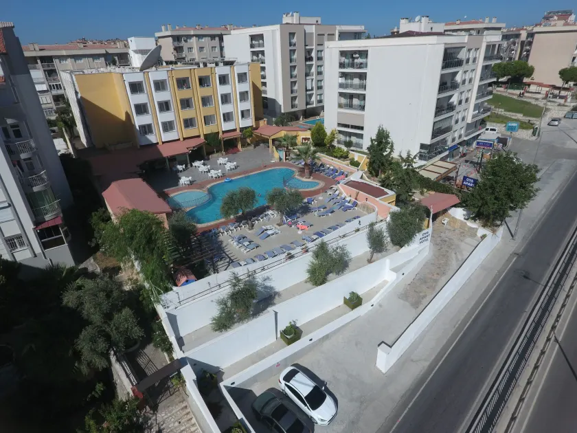 Oya Family Suites - Image 1