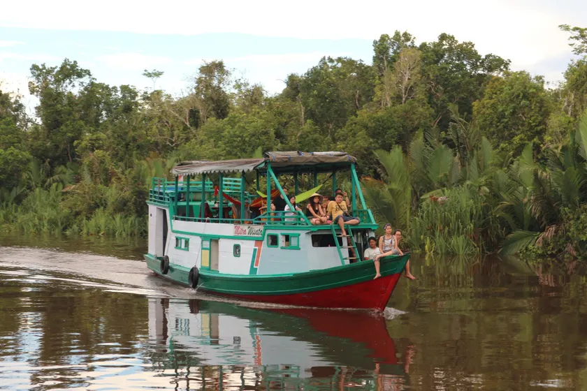 houseboat kelotok bee - Image 1