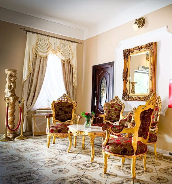 Hotel Wellness & SPA Antyczny Dwór - Image 1