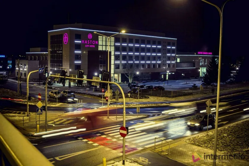 Haston City Hotel - Image 1