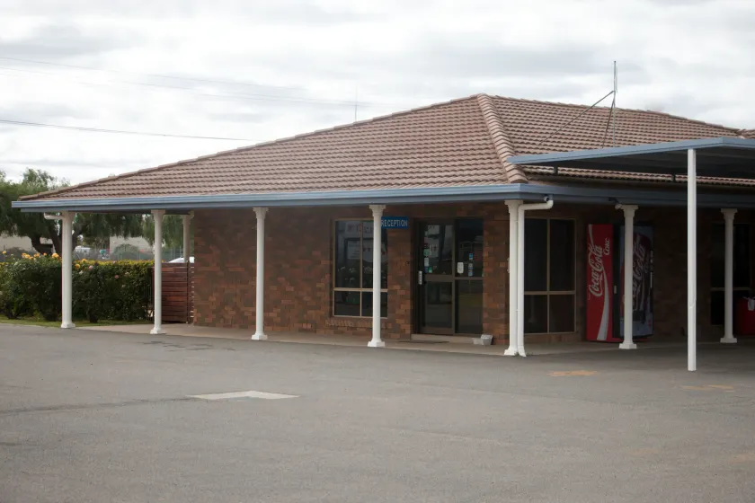 Highway Inn Motel - Reception