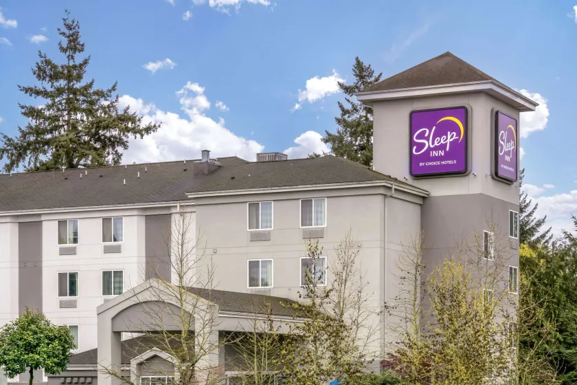 Sleep Inn Sea Tac Airport - Image 1