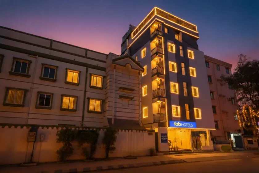 FabHotel Crystal Suites - Marathahalli - Image 1