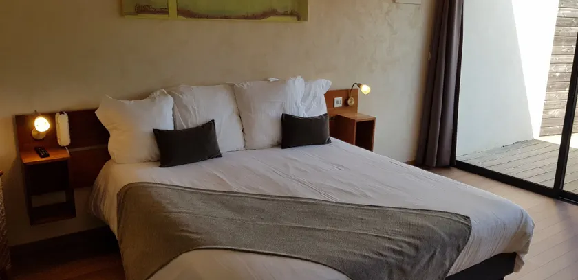 Clarion Suites Narbonne Ile Du Gua - Image 1