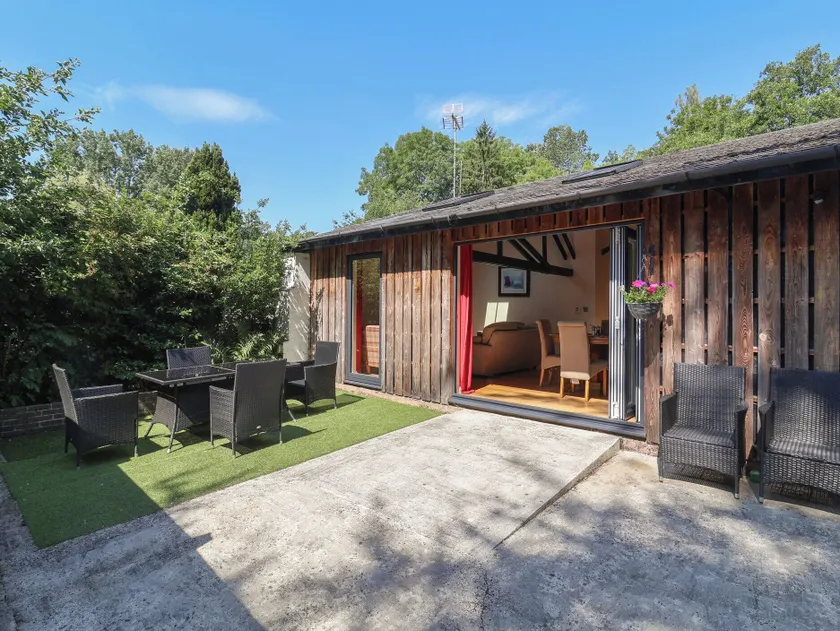 Zeal Cottage - Image 1