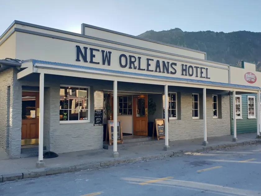 New Orleans Hotel - Image 1
