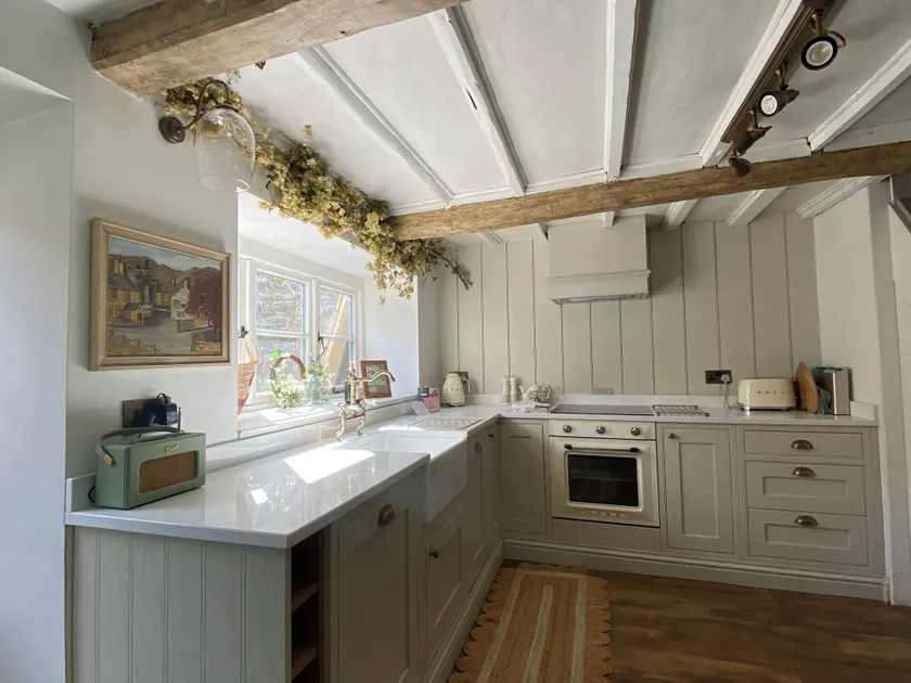 The Cottage on the Island - Image 1