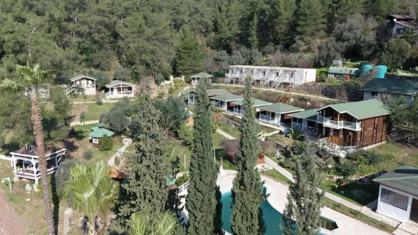 Angels Garden Hotel - Image 1