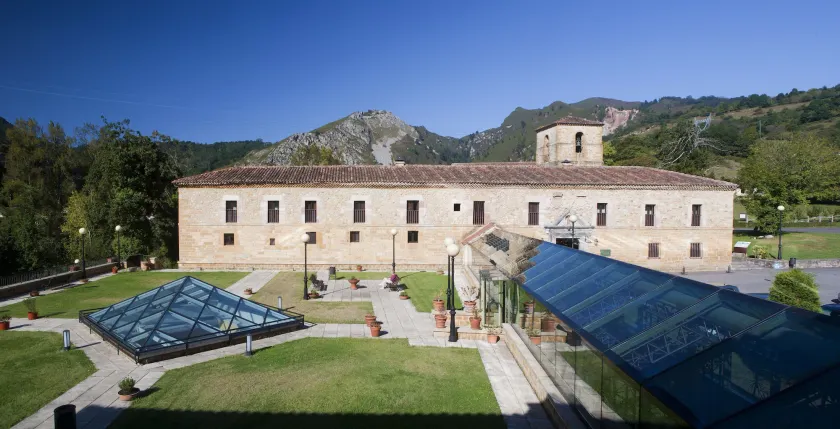 Parador de Cangas de Onís - Image 1