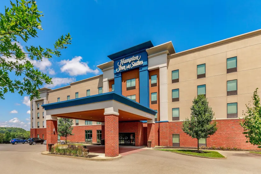Hampton Inn & Suites Cranberry Pittsburgh - Image 1