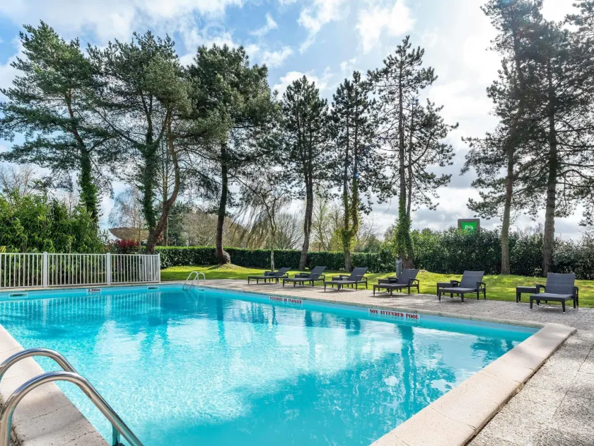 Ibis Styles Lisieux Normandie - Image 1
